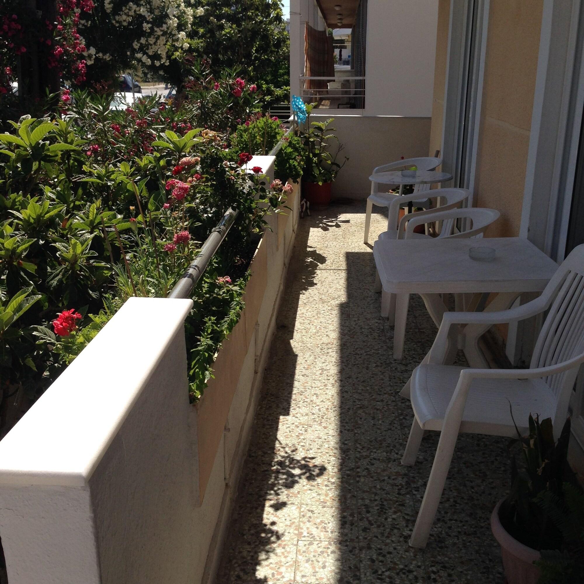 Zefyros Hotel Rhodes City Exteriör bild